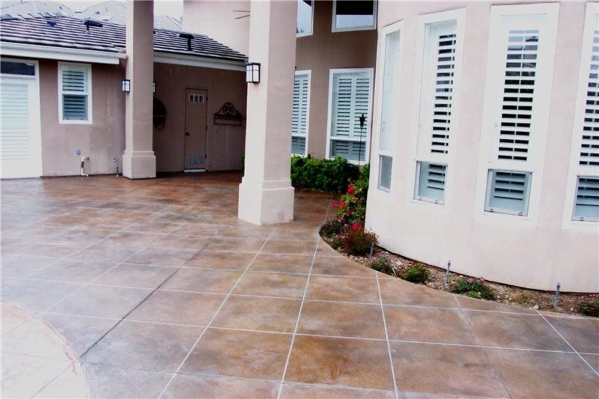 Stained concrete patio and walkway resurfacing