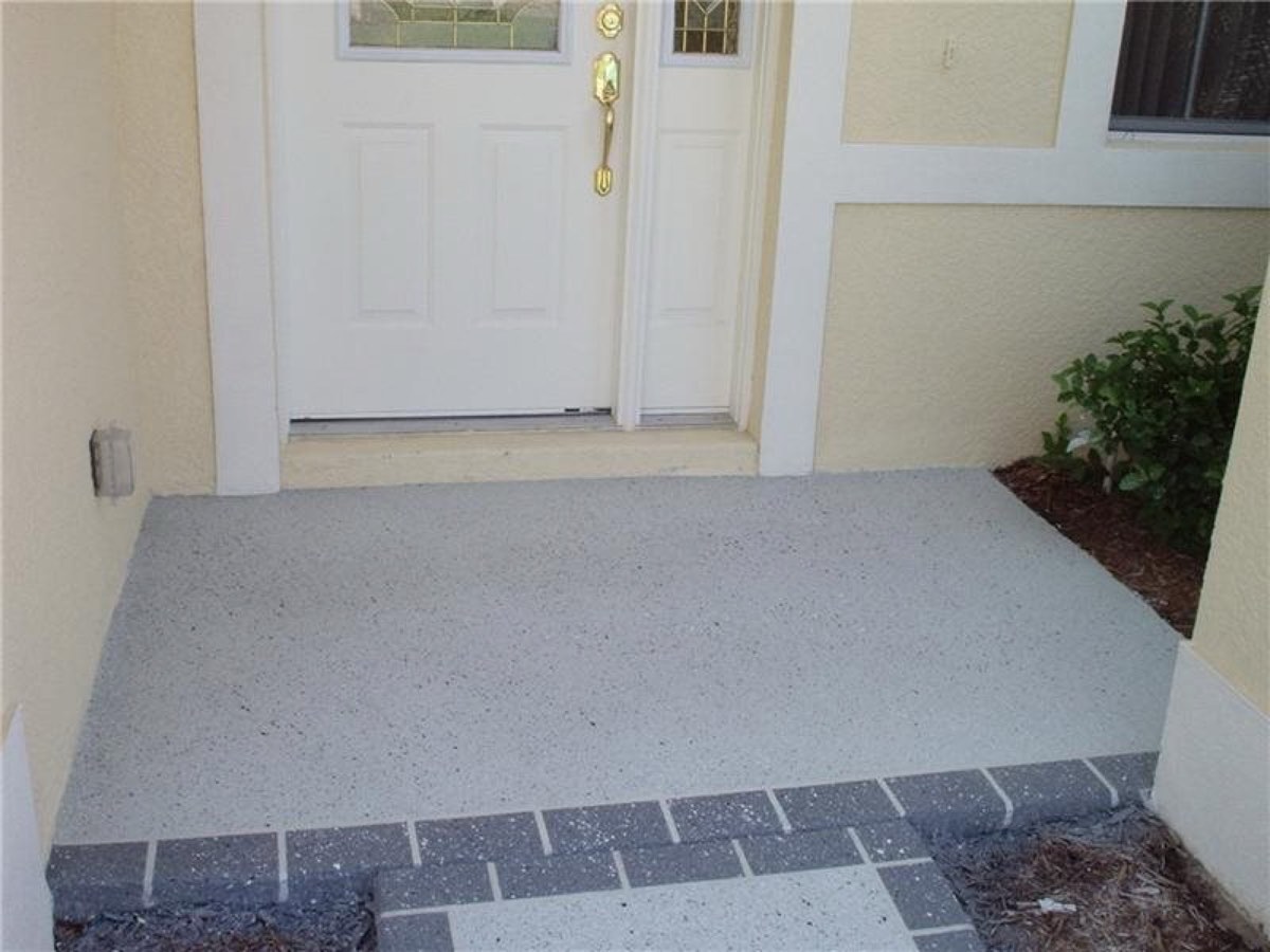 Walkway resurfacing entryway