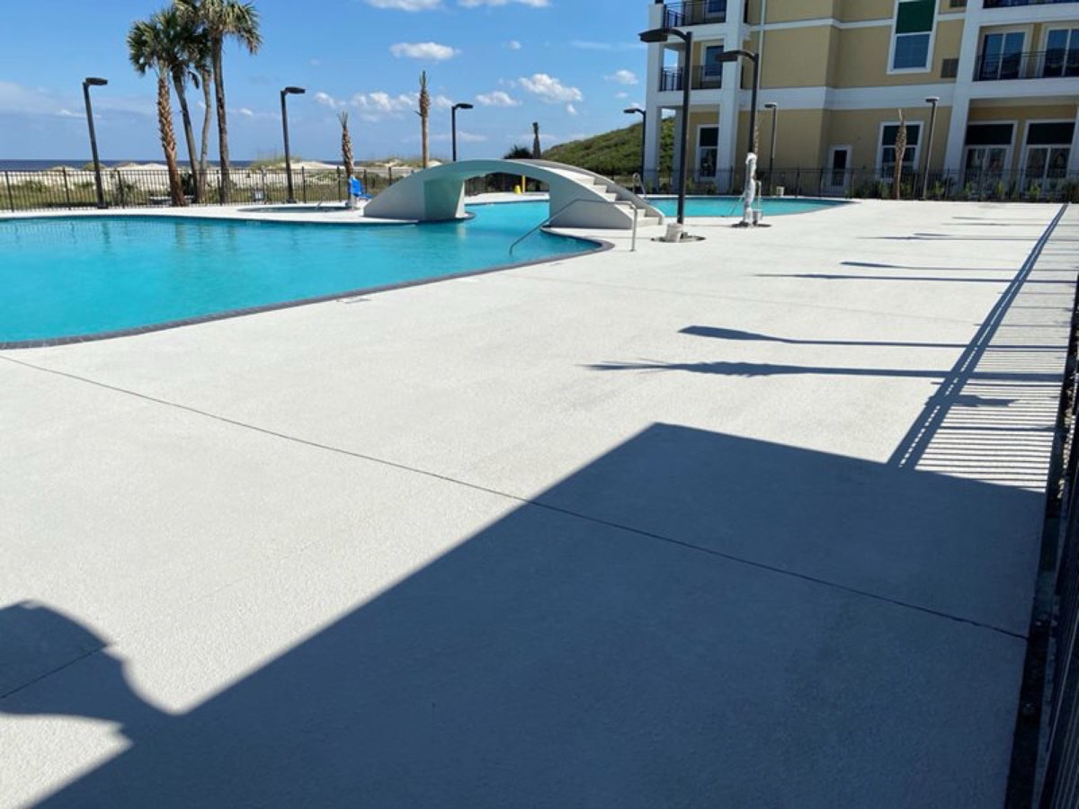 Cool-touch decorative pool deck coating