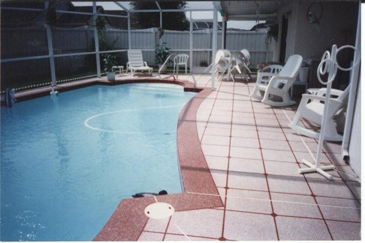 Screened pool deck coating